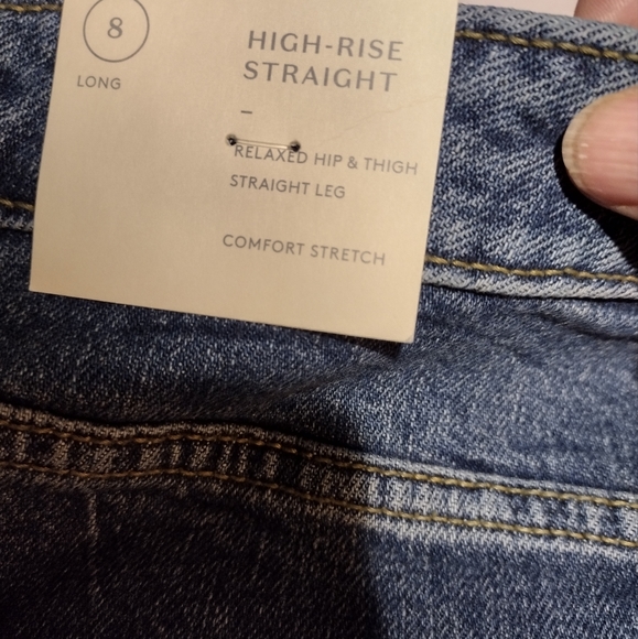 Universal Thread Washed Blue High-Rise Straight Leg Medium Wash Jeans - Picture 8 of 14